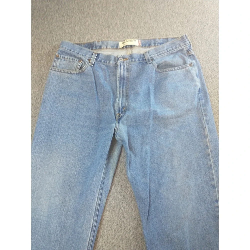 Levis 550 Relaxed Fit Jeans Men 40x35 Light Wash Blue Denim Tapered Leg 550-0260